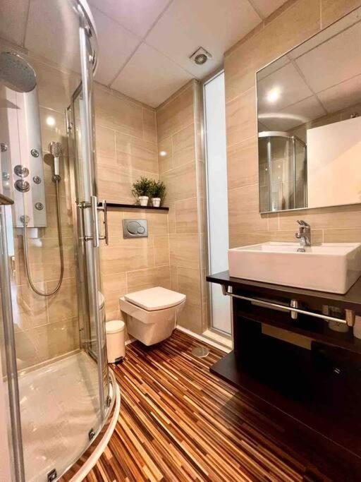 Apartamento Centrico Con Plaza De Garaje Y Piscina Leilighet Murcia Eksteriør bilde