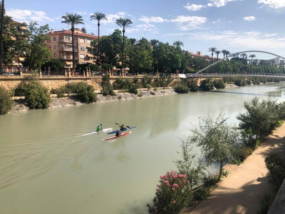 Apartamento Centrico Con Plaza De Garaje Y Piscina Leilighet Murcia Eksteriør bilde