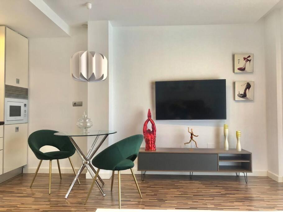 Apartamento Centrico Con Plaza De Garaje Y Piscina Leilighet Murcia Eksteriør bilde