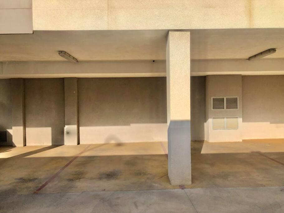 Apartamento Centrico Con Plaza De Garaje Y Piscina Leilighet Murcia Eksteriør bilde