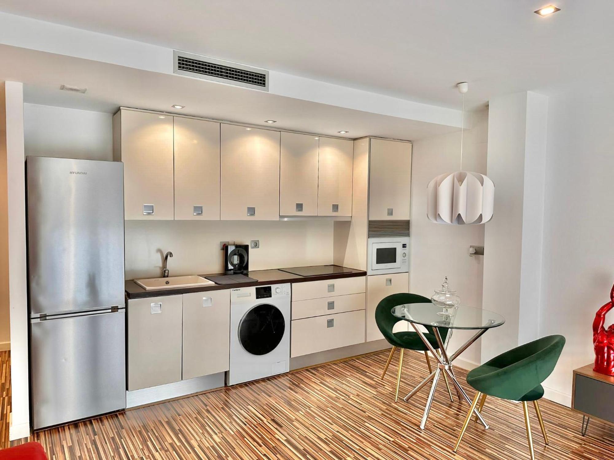 Apartamento Centrico Con Plaza De Garaje Y Piscina Leilighet Murcia Eksteriør bilde