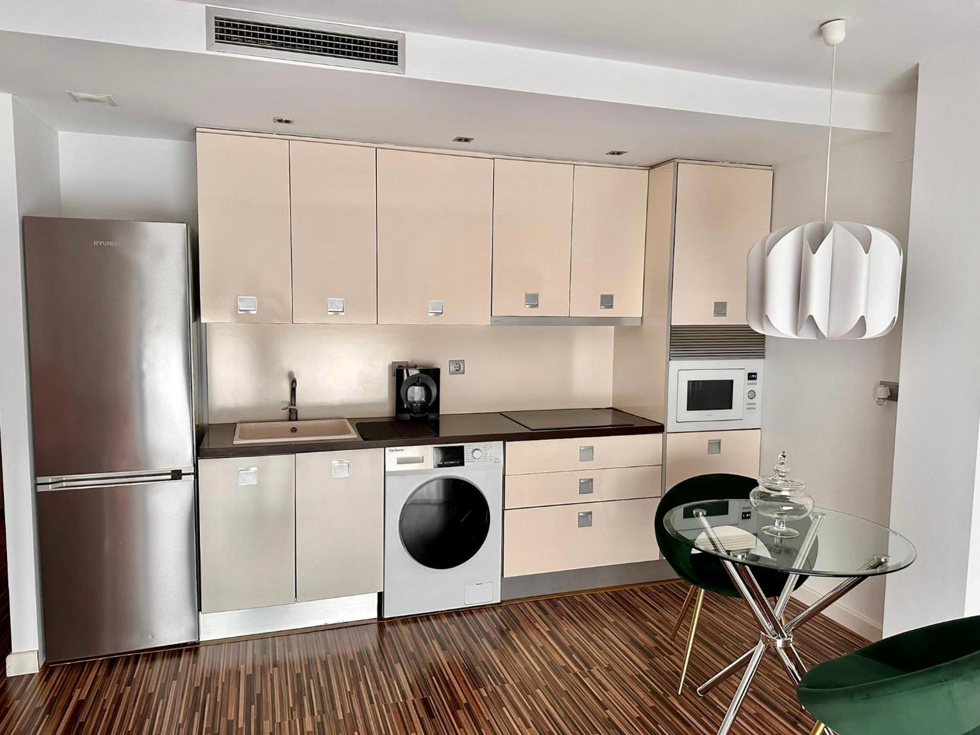 Apartamento Centrico Con Plaza De Garaje Y Piscina Leilighet Murcia Eksteriør bilde